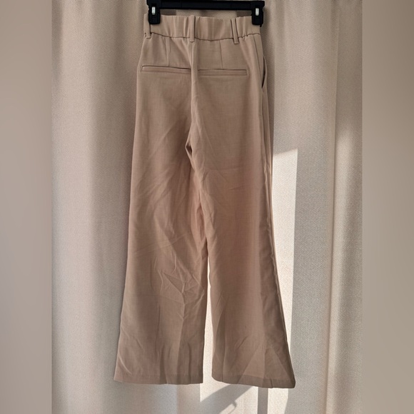 Abercrombie & Fitch Wide Leg Tan Pleated Trousers Size XXS Short - Picture 3 of 6